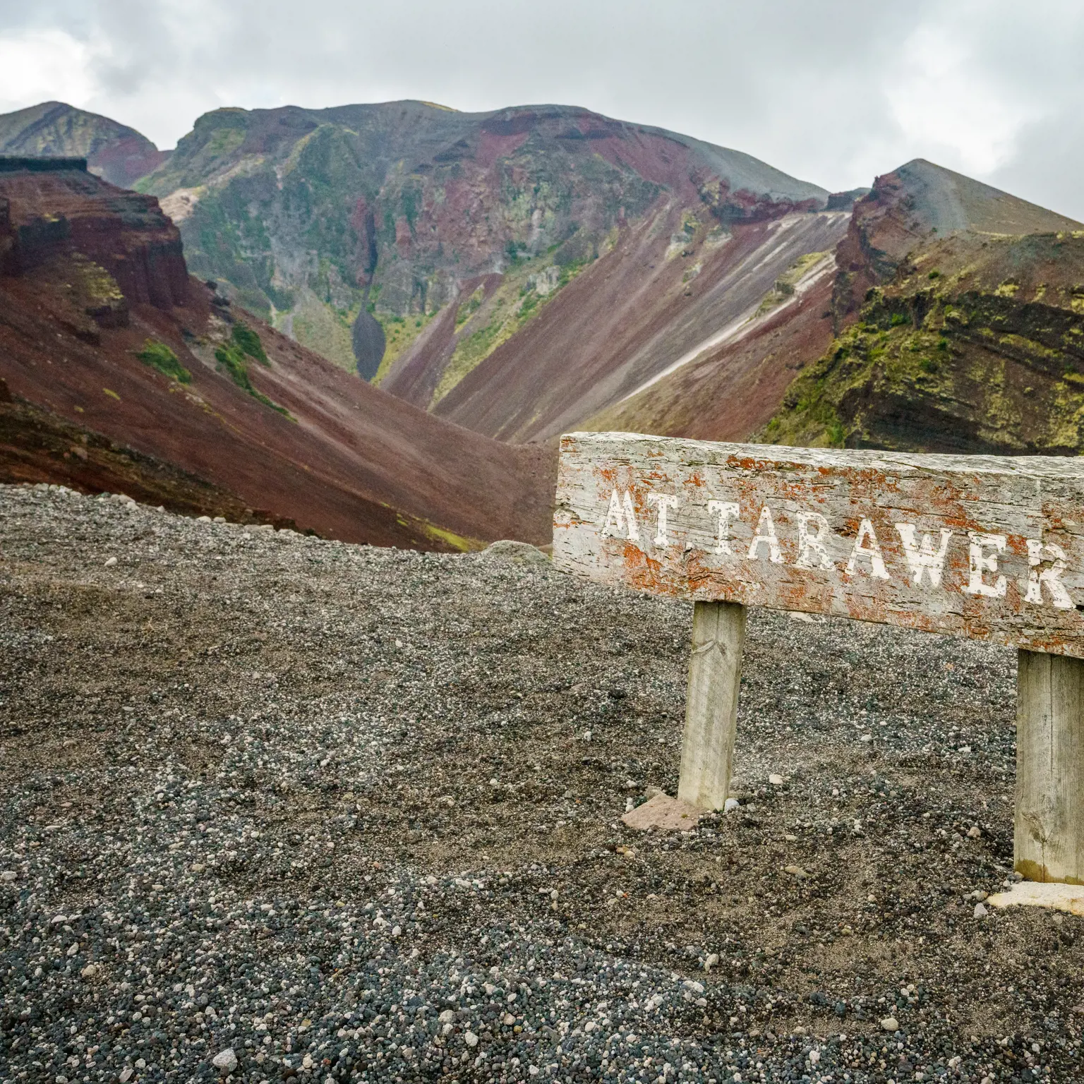 Spektakuläre Kraterblicke am Mount Tarawera